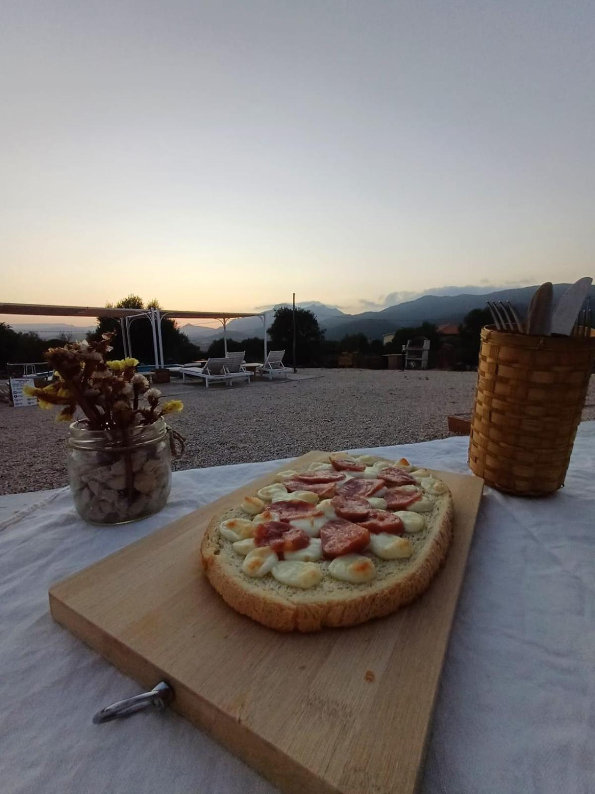 Отель Pasare Glamping_Anglonaruralexperience Перфугас Экстерьер фото